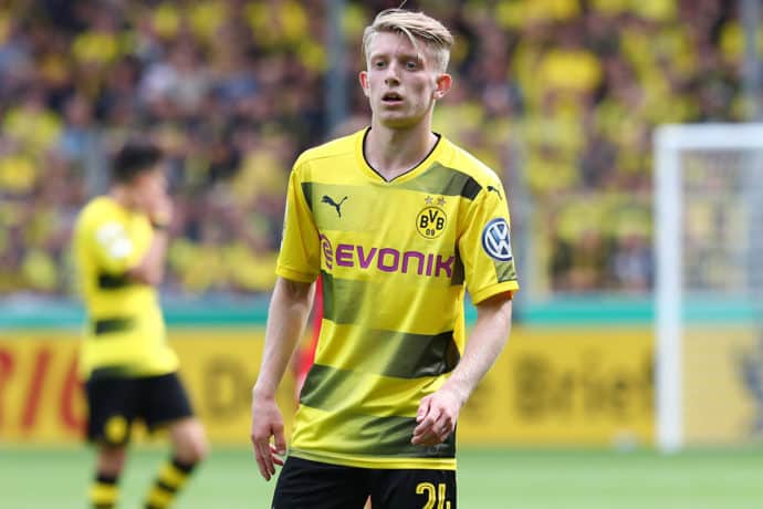 jan niklas beste bvb gehalt freundin