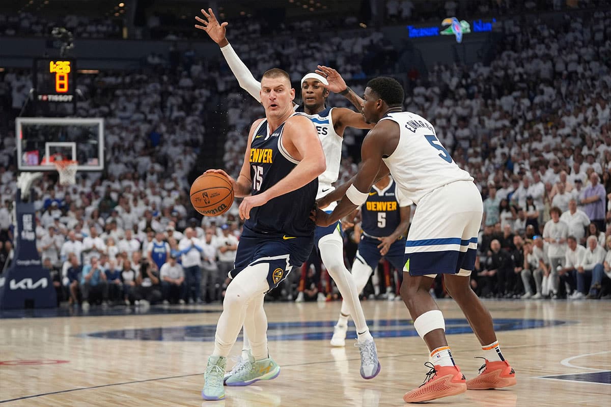 Bild zeigt Nikola Jokic / Nuggets Timberwolves Tipp © Associated Press / Alamy Stock Photo