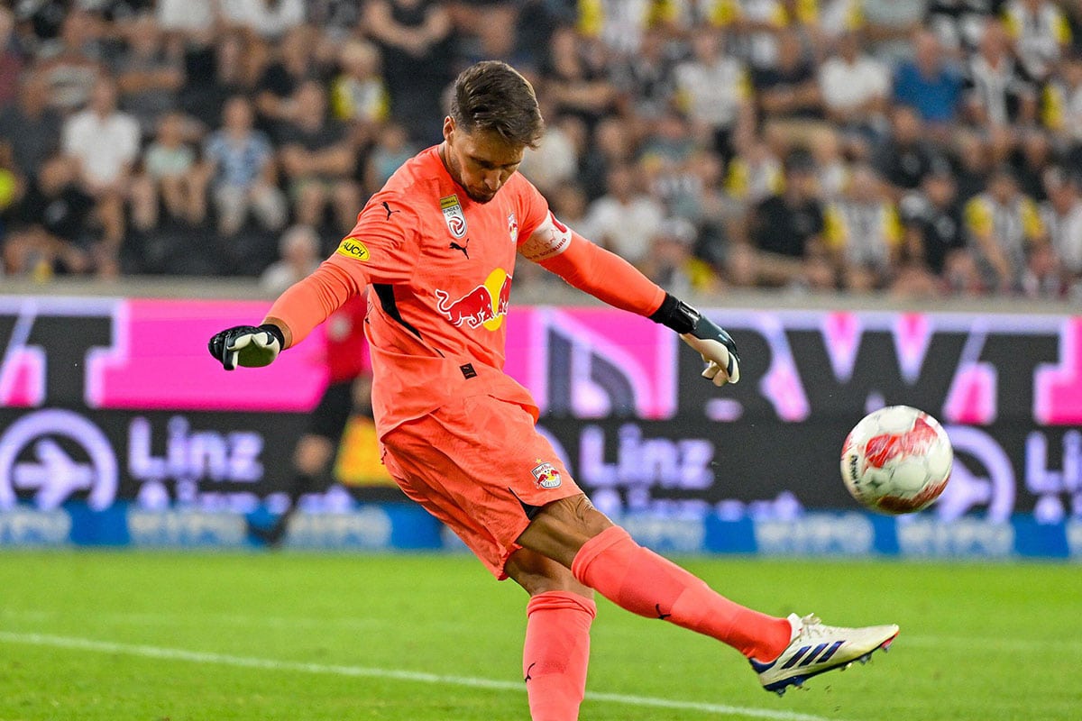 Bild zeigt Salzburg Keeper Janis Blaswich Experten Tipps Bundesliga Österreich 5. Spieltag © APA-PictureDesk / Alamy Stock Photo