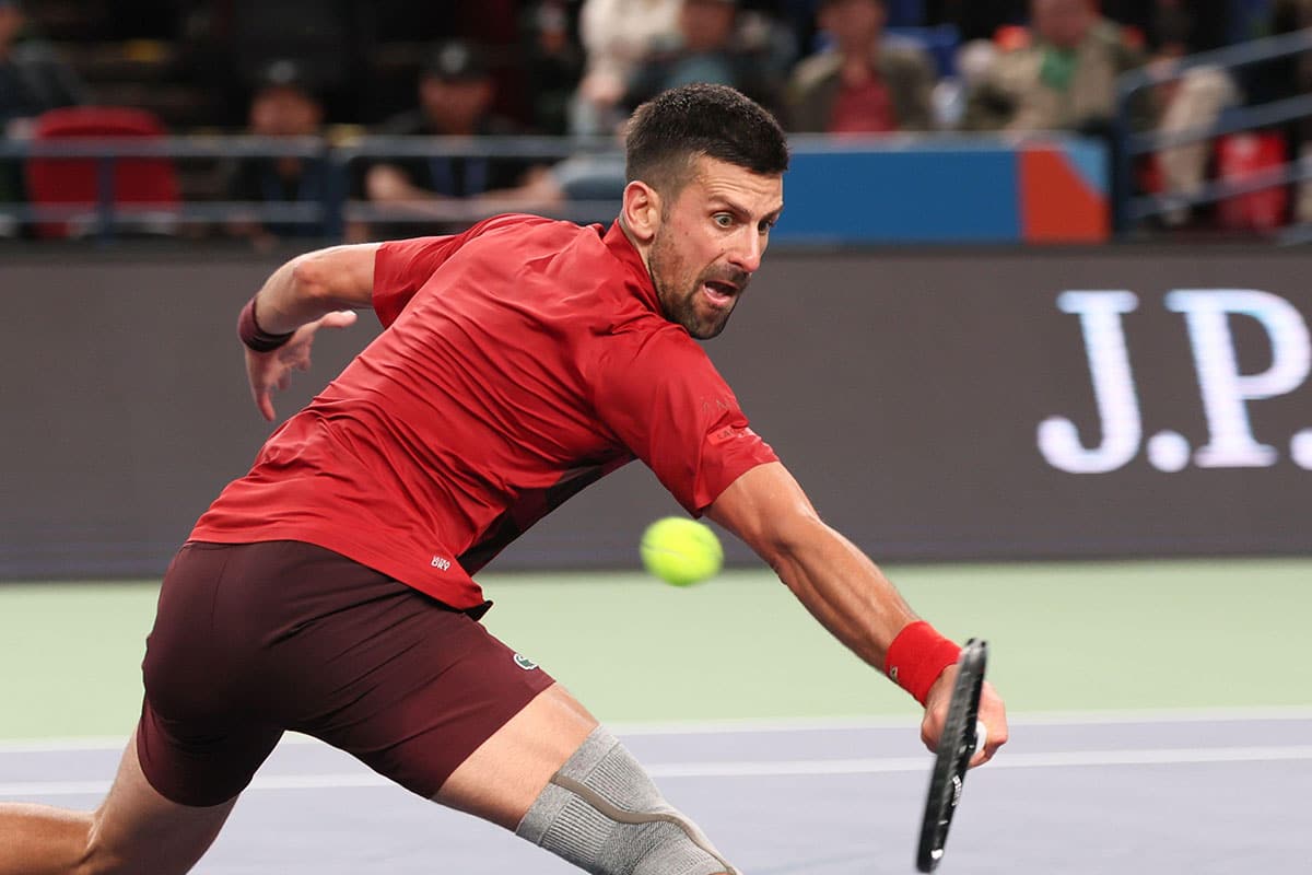 Mensik Djokovic Tipp Bild zeigt Novak Djokovic © Xinhua / Alamy Stock Photo) width=